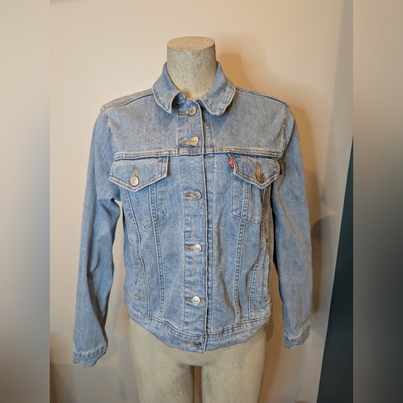 Classic Levi's Jean Jacket Light Blue Denim Women's Size XL - Picture 2 of 11